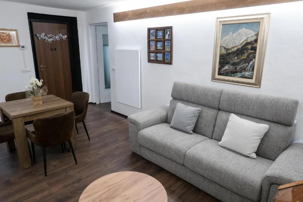 Casa Sofia Apartment Aosta Ngoại thất bức ảnh